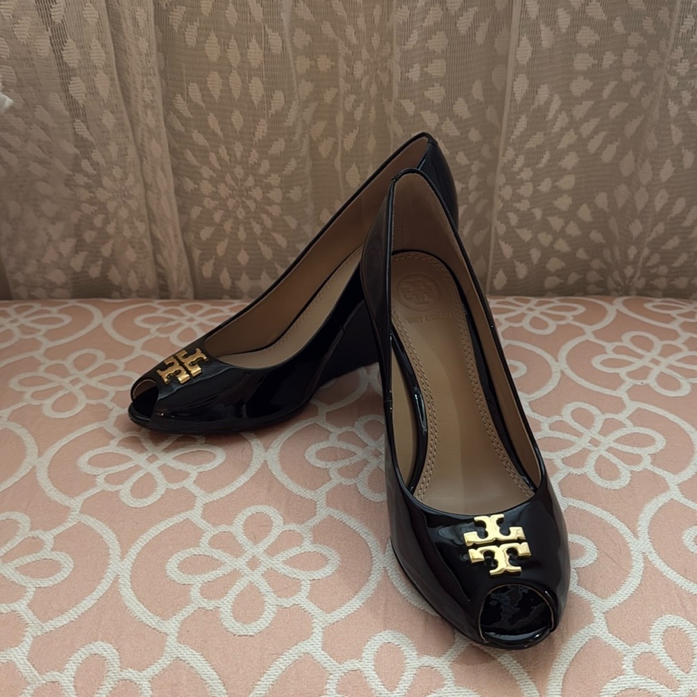 Never Worn Tory Burch Peep Toe Wedges